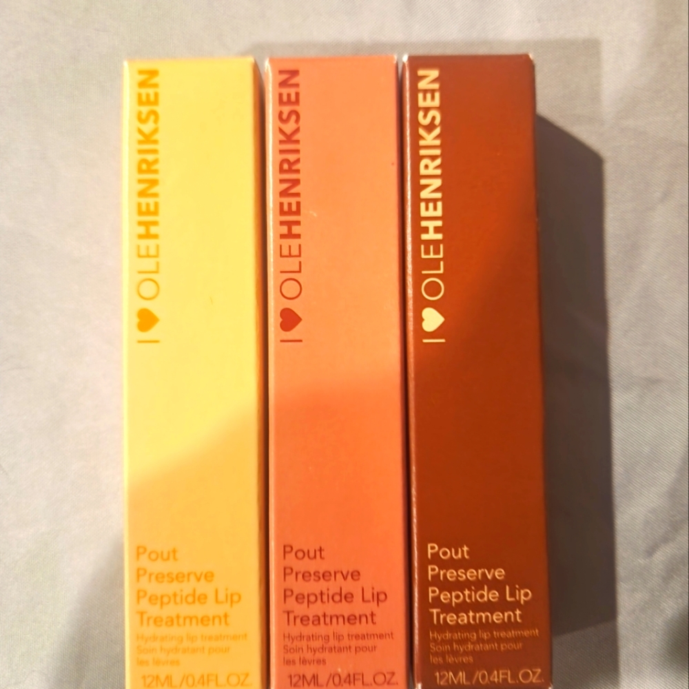 Ole Henriksen Pout Preserve Peptide Lip Treatment Bundle